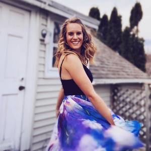 Meet your Posher, Kenzie